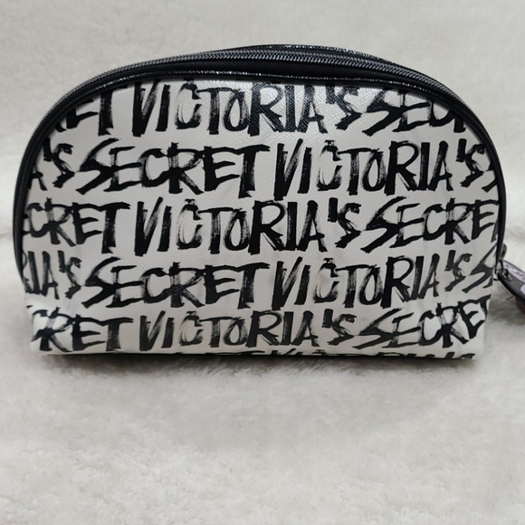 Victoria's Secret Makeup Bag - Picture 2 of 8